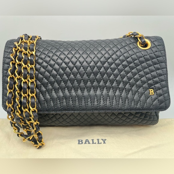 Bally - Double Flap Quilted Lamb Skin Shoulder Bag - Black - Vintage - EUC - Picture 4 of 17